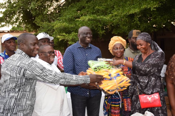 PHOTOS: Le président Seydou Sané équipe huit ASC de la commune de Ziguinchor