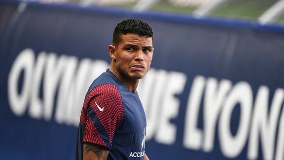 Transferts: le flou persiste autour de l'avenir de Thiago Silva au PSG