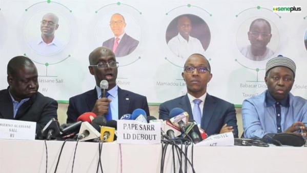  Les coalitions JOTNA & CRD vilipendent Macky Sall et son régime