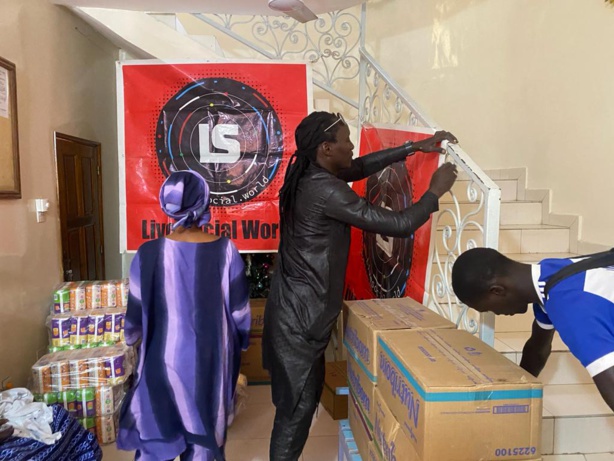 Kaolack : Les images de la remise de dons à la Pouponnière Mamadou Lamine Camara par "LIVE SOCIAL WORLD"