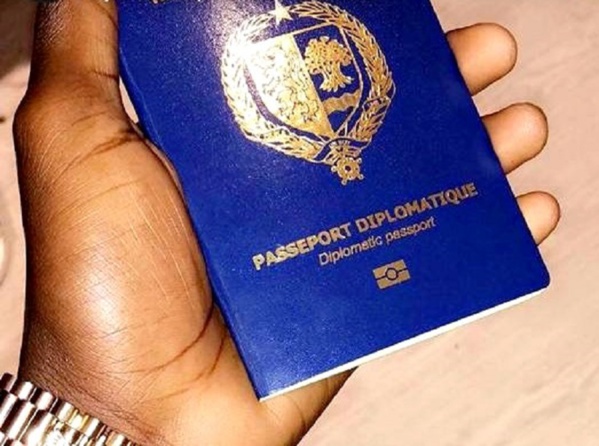 Sénégal : Les Passeports Diplomatiques des anciens ministres bloqués