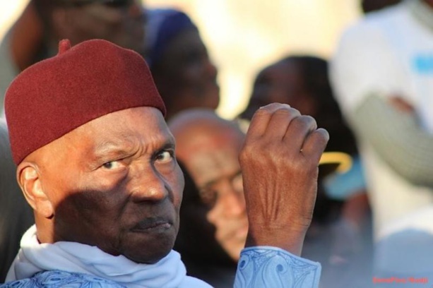 "Abdoulaye Wade ne peut plus diriger le PDS" (Proche)