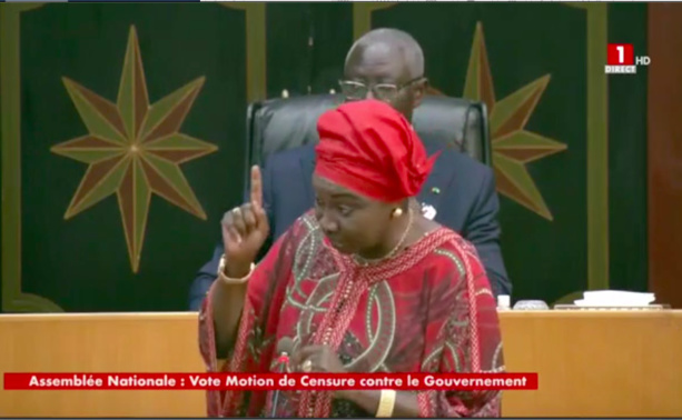  Aminata Touré clarifie sa position sur la dissolution de l’Assemblée nationale