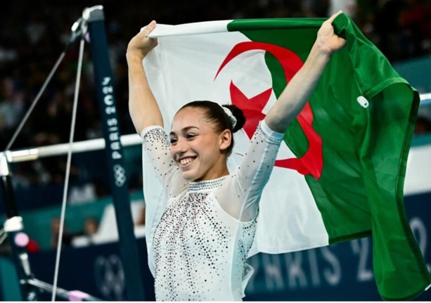 JO 2024 : Kaylia Nemour, Première Gymnaste Africaine à Remporter l'Or Olympique aux Barres Asymétriques