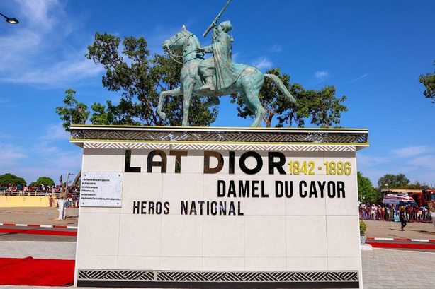 Thiès : Diomaye inaugure un monument en hommage à Lat Dior Ngoné Latyr Diop