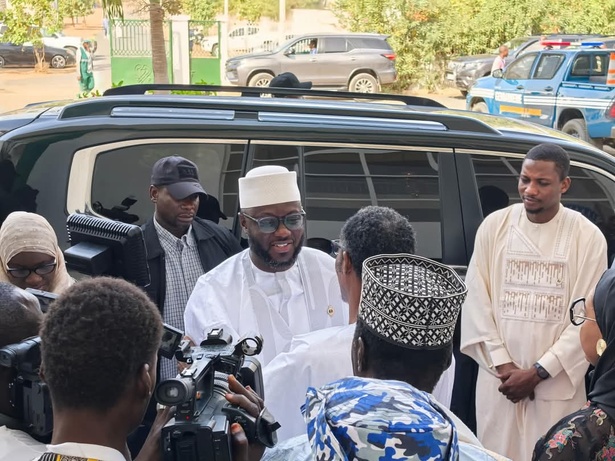 Paix et cohésion nationale : El Malick Ndiaye rencontre les autorités religieuses de Ndiassane