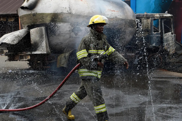 Nigeria: au moins 70 morts dans l'explosion d'un camion-citerne