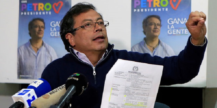 Présidentielle Colombienne:  L'ex-guérillero Gustavo Petro au second tour 