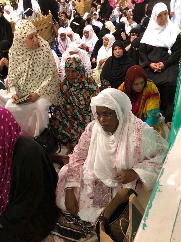 Adjaratou Marieme Faye Sall en Umra à la Mecque