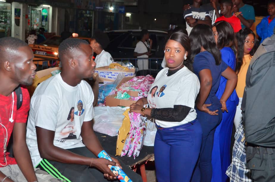 Commune de Biscuiterie: Plus 300 enfants retrouvent  le sourire de noël grâce à Maguette Diop 