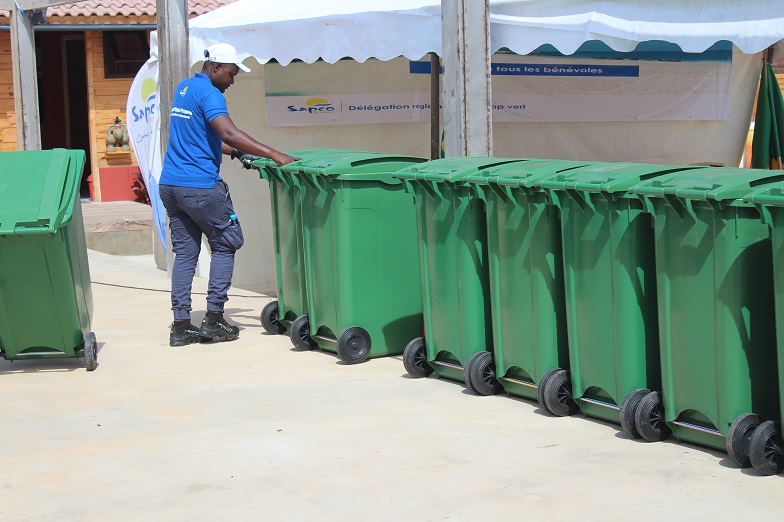 Les images du lancement du programme "Dakar Plages Propres" 