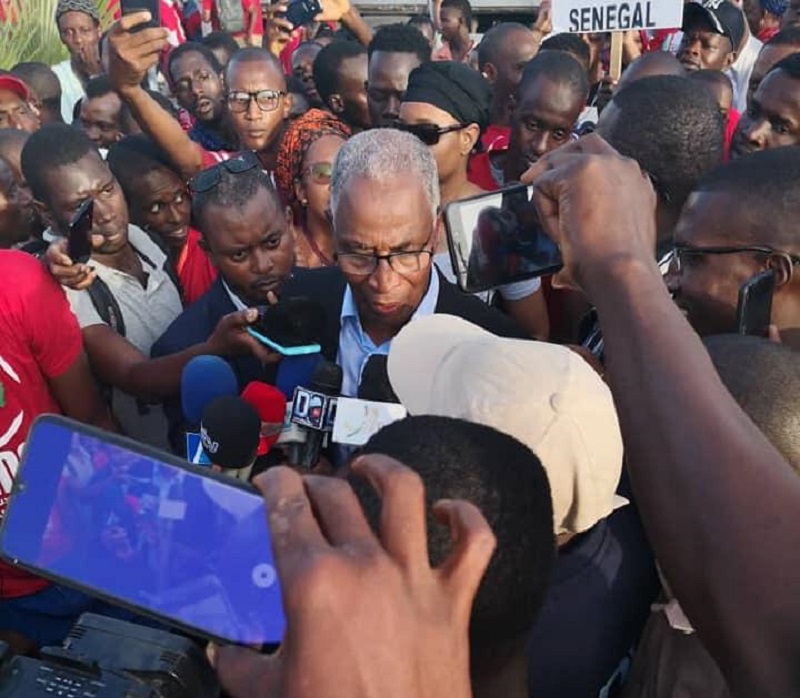 Élargissement du front contre Condé: Le président  Bâ Oury et la société civile sénégalaise ont marché héroïquement à Dakar