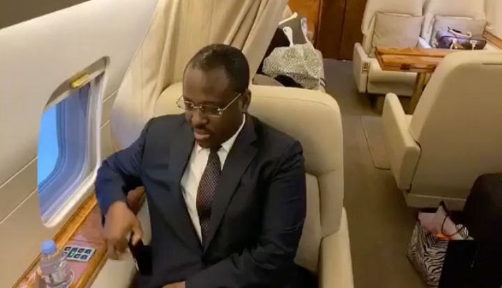 En route pour Abidjan, l’avion de Guillaume Soro « dérouté » vers Accra