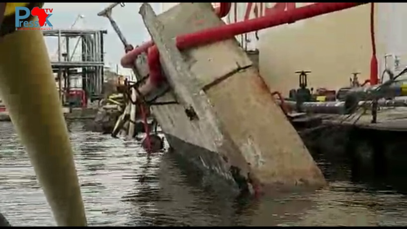 Port Autonome de Dakar: le Quai 910 du Mole 9 s’affaisse et emporte plusieurs réserves de la société Oryx (Vidéo)