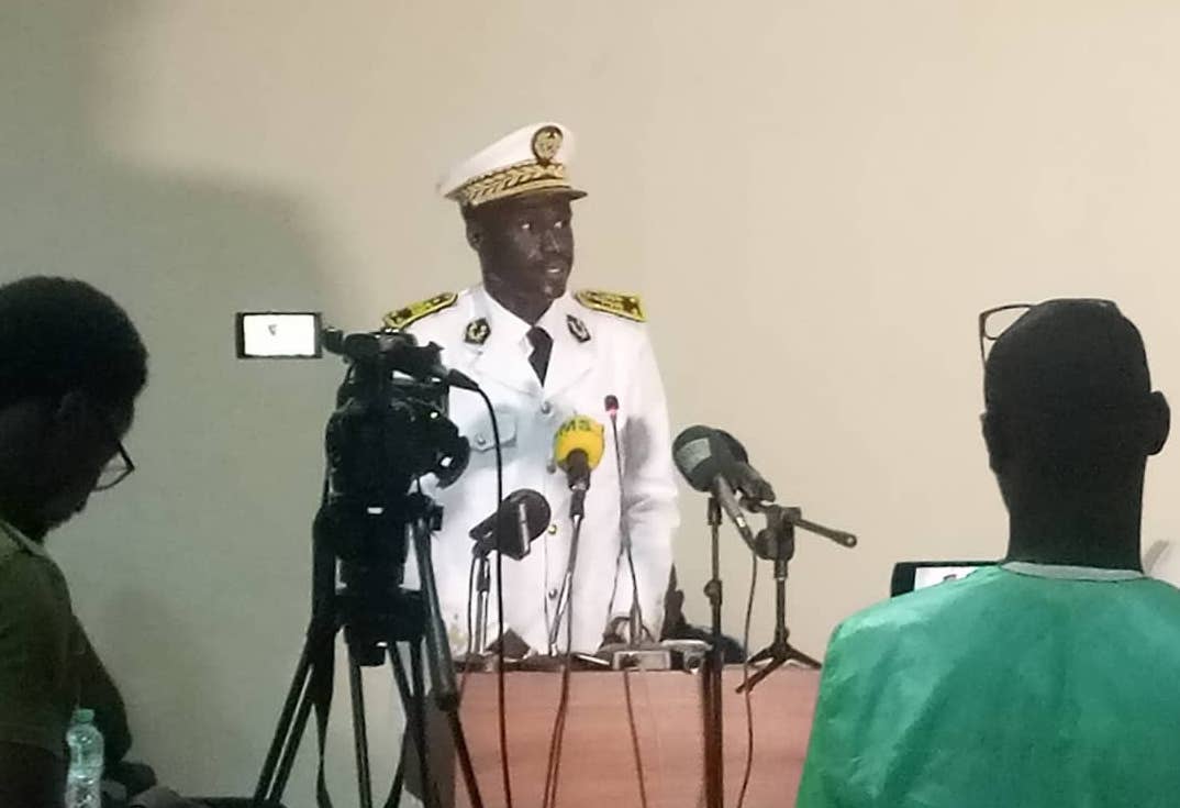 Préfecture De Ziguinchor : Pape Madické Passe Le Témoin à Cherif ...