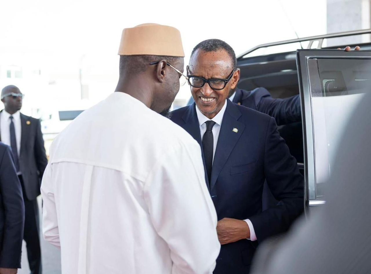 Un départ empreint de diplomatie : Ousmane Sonko et Paul Kagame concluent la visite présidentielle à Dakar