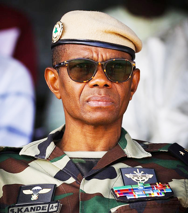 "Le général Kandé n'a parlé à personne sur cette affectation..."(Colonel Thioub)