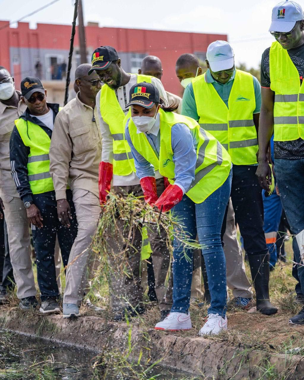 Le Président Faye lance "Setal Sunu Réew" : Une nouvelle Ère pour l'Assainissement