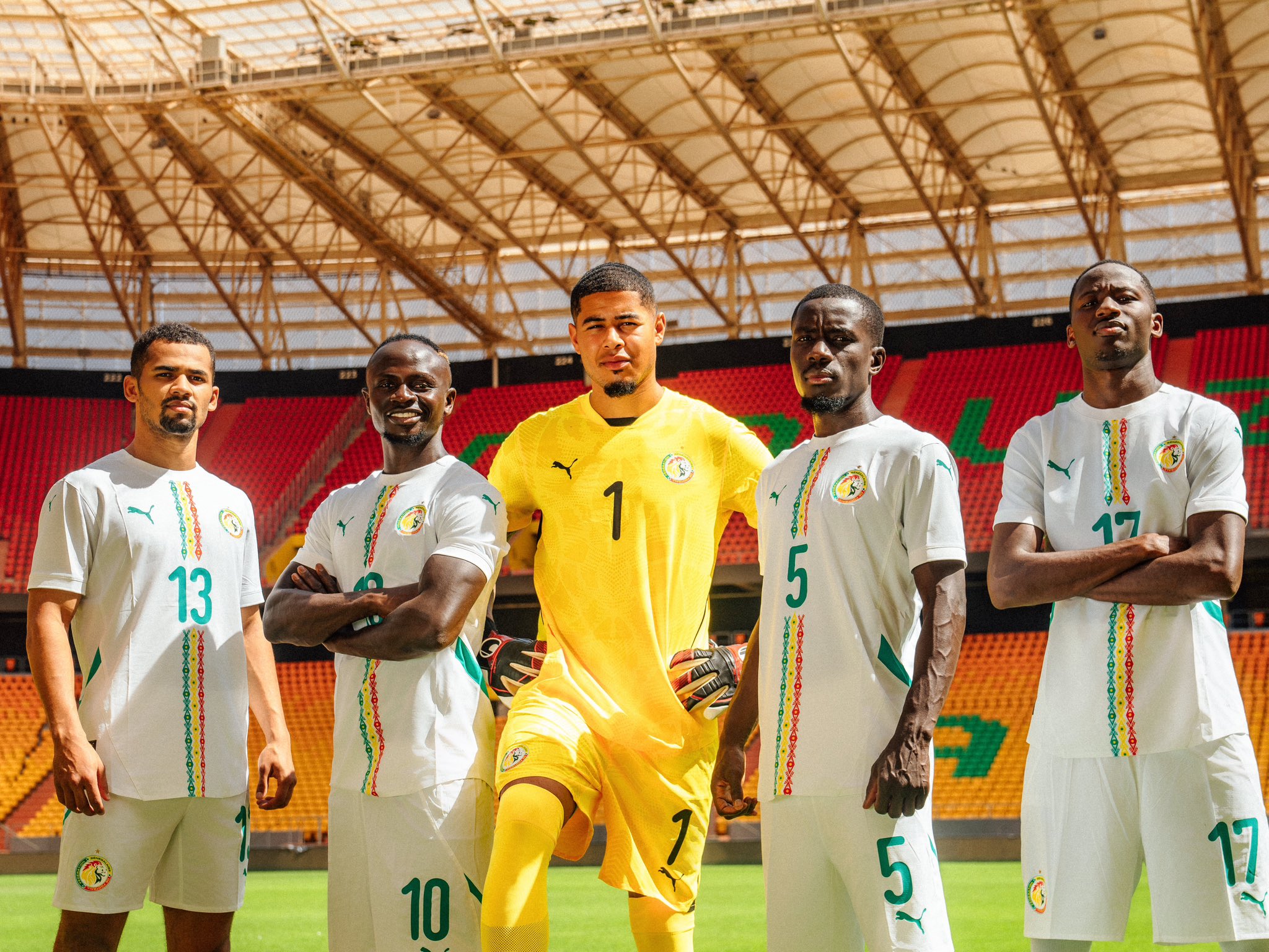 CAN 2025 : La FSF présente les maillots officiels des Lions du Sénégal