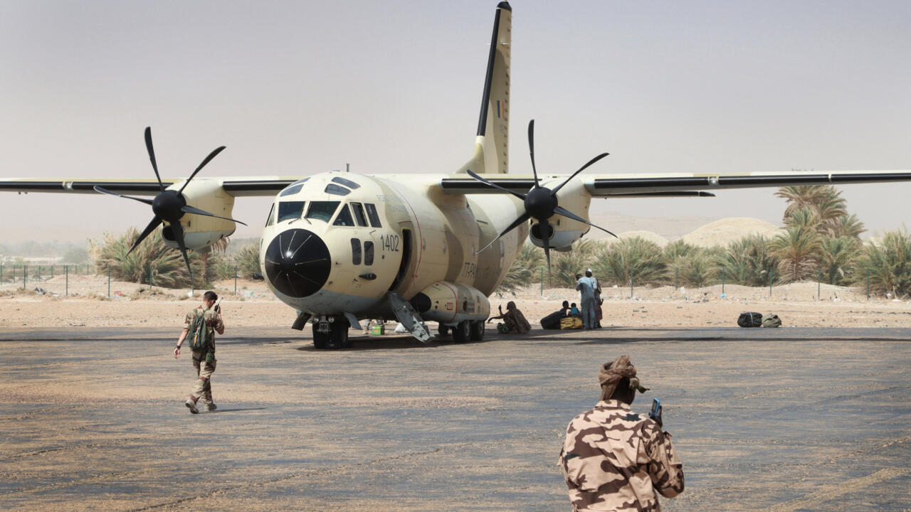 Fin de l'ère française à Faya-Largeau : Les troupes quittent le Tchad