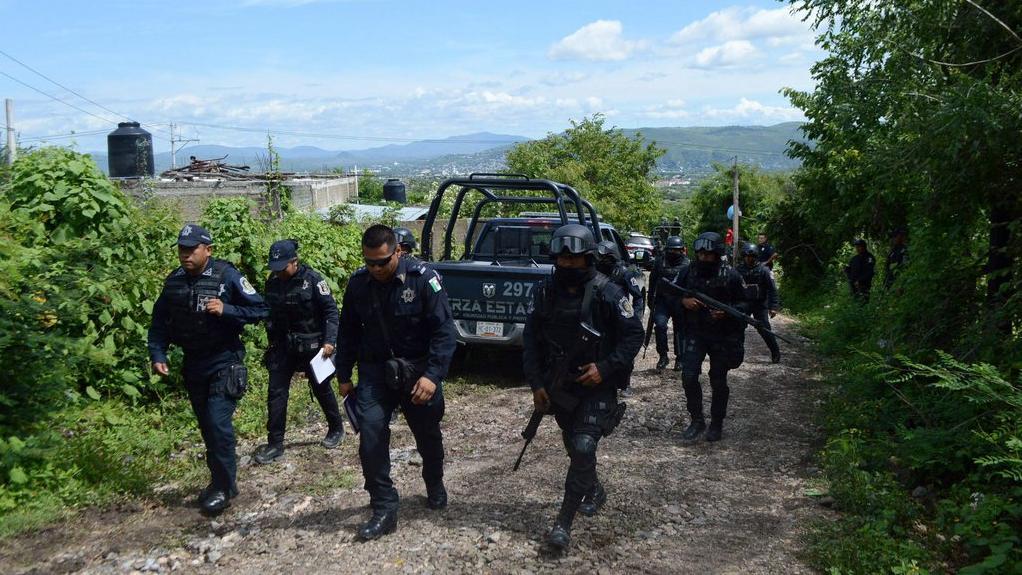 Mexique, 24 corps découverts dans une fosse commune