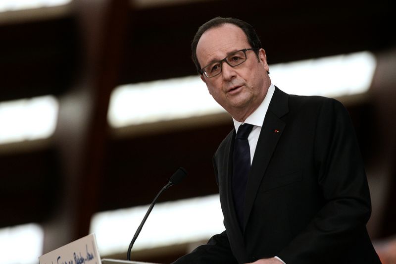 François Hollande renonce à inscrire la déchéance de nationalité dans la Constitution