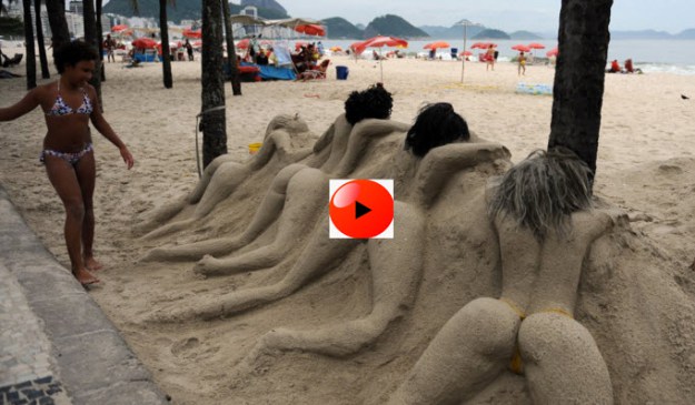 Plage Brésil : Les sculptures de Femmes S*xy en sable Attirent les Touristes (Vidéo)