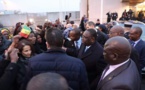 Voici l'arrivée en fanfare du président Macky Sall à l'aéroport d'Orly de Paris 