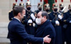 Après la Légion d'honneur de Macron au président Egyptien, un écrivain italien rend la sienne