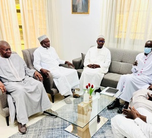 Sénégal : Rencontre symbolique entre Dr. Djime Dramé et Monseigneur Ndiaye pour un dialogue interreligieux renforcé