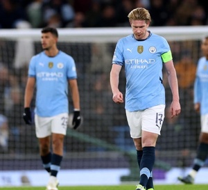 Premier League : Manchester City sombre face à Liverpool, qui file vers le titre